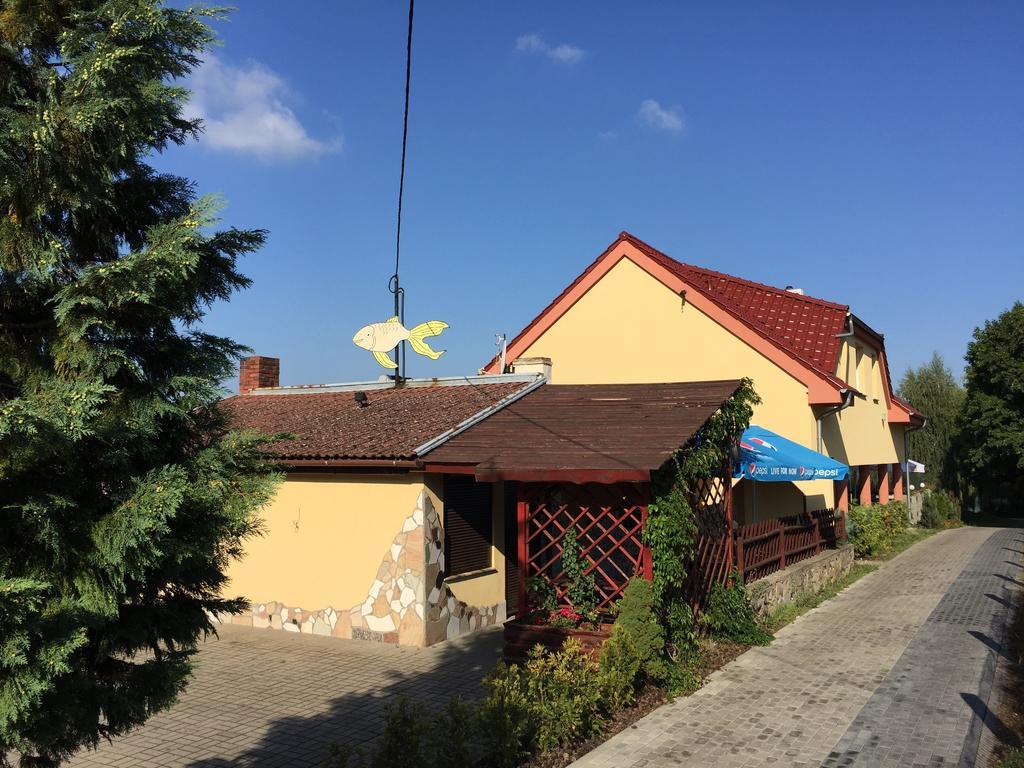 Zlota Rybka Lubniewice Hotel Kültér fotó
